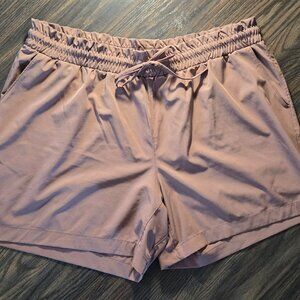 MONDETTA "Performance + Luxury" Athletic/Athleisure Shorts NWOT/SIZE XXL